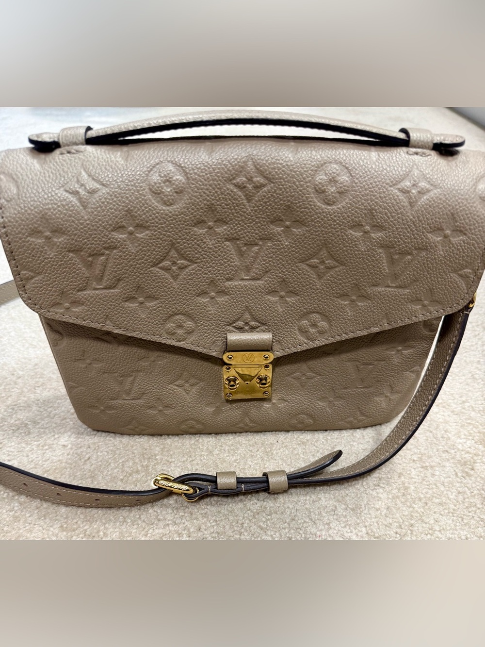 Louis Vuitton Taupe/Gray Monogram Pochette Metis Crossbody with Gold Hardware - Picture 2 of 8